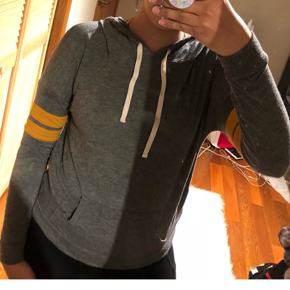 Super Cute Gray Hoodie With Stripes Pink Republic